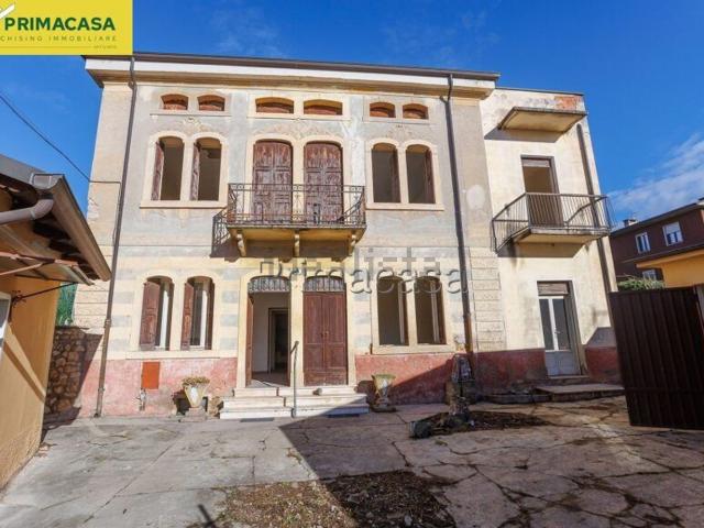 Casa in vendita a Quinzano, Brenzone
