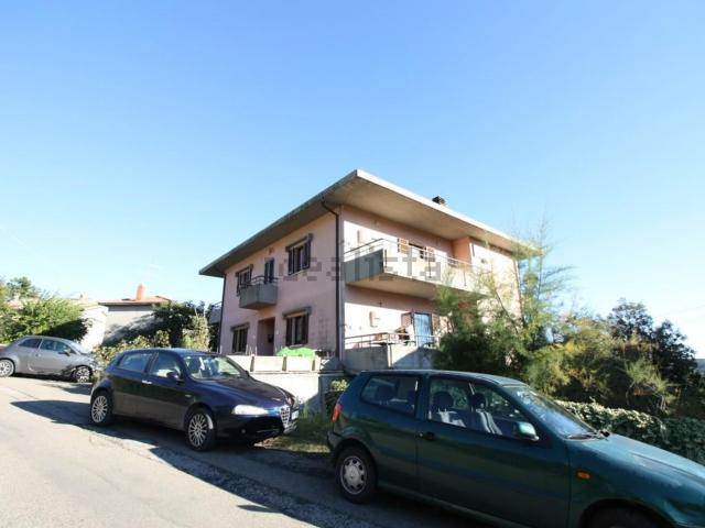 Casa in vendita a Macchie, Amelia