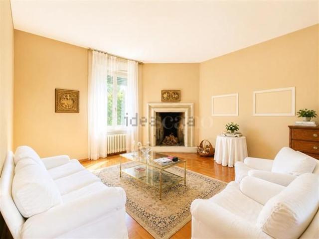Casa in vendita a Montichiari, Lombardia