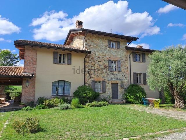 Casa in vendita a Nibbiano, Reggio Emilia