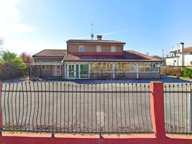Casa in vendita a Teglio Veneto, Veneto