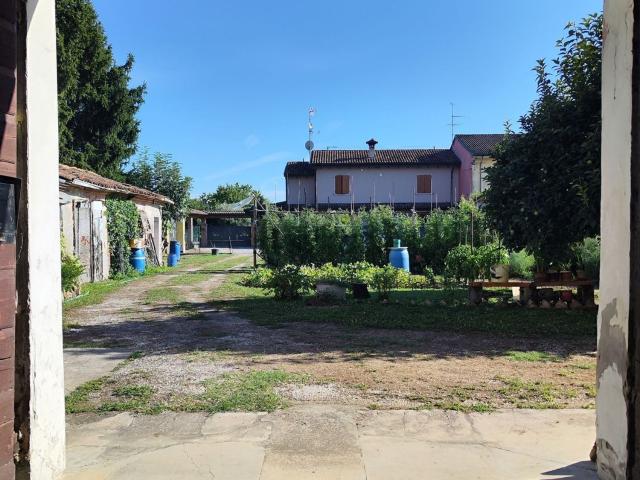 Casa in vendita a Villa Pasquali, Sabbioneta