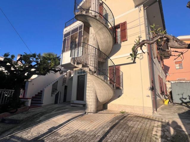 Casa in vendita a Chieti Scalo, Chieti