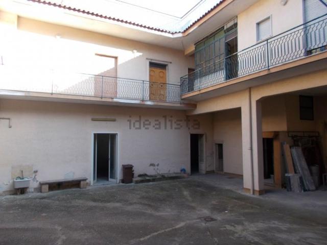 Casa in vendita a Lusciano, Campania