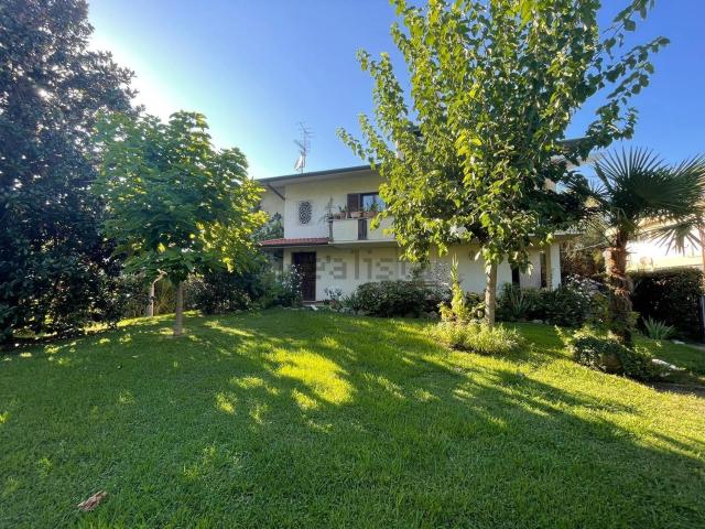 Casa in vendita a Caranna, Forte Dei Marmi