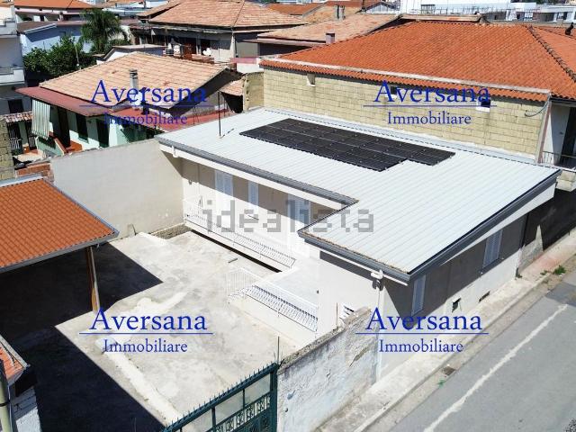 Casa in vendita a Parete, Campania
