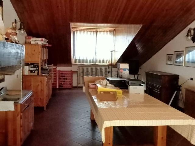 Casa in vendita a Le Case, Montevettolini