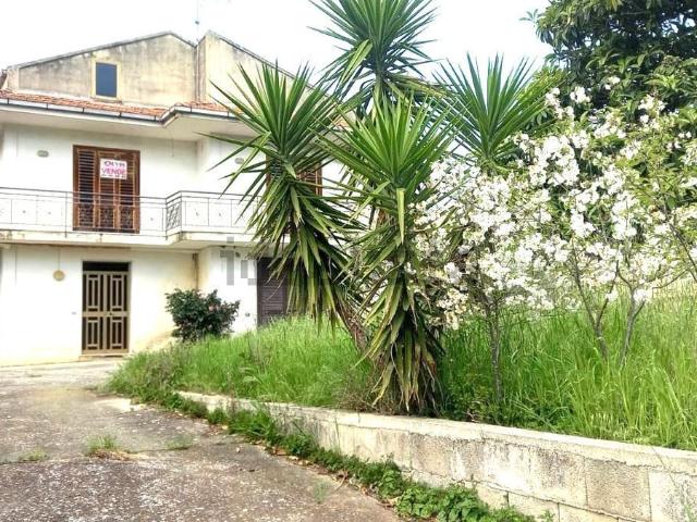 Casa in vendita a Castel Morrone, Campania