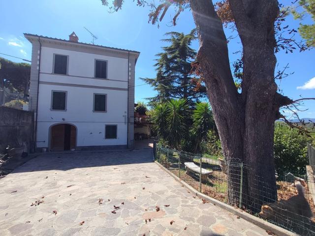 Casa in vendita a Fauglia, Toscana