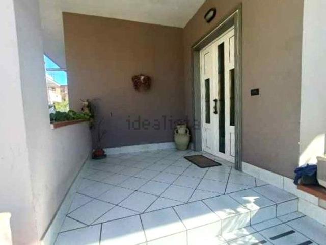 Casa in vendita a Caserta, Campania