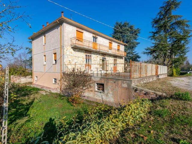 Casa in vendita a Ferrara, Reggio Emilia