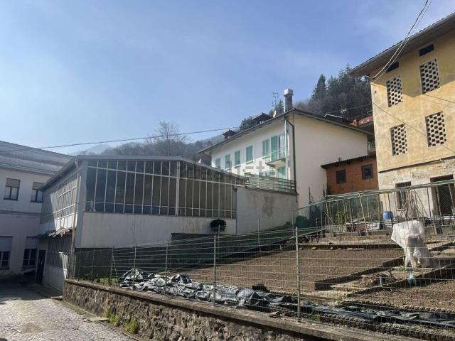 Casa in vendita a Valdilana, Piemonte
