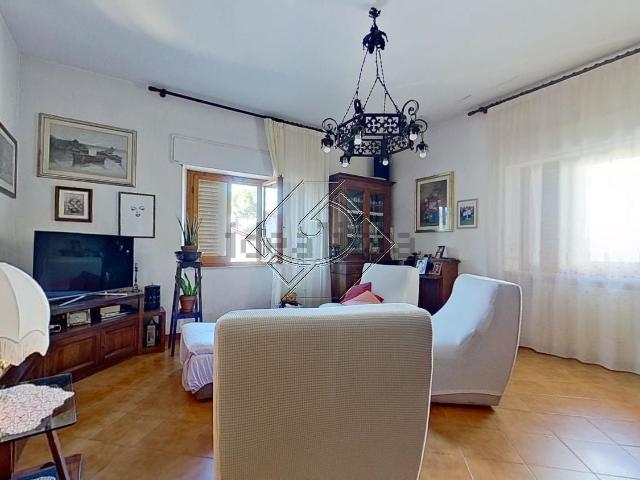 Casa in vendita a Calcinaia, Lastra A Signa