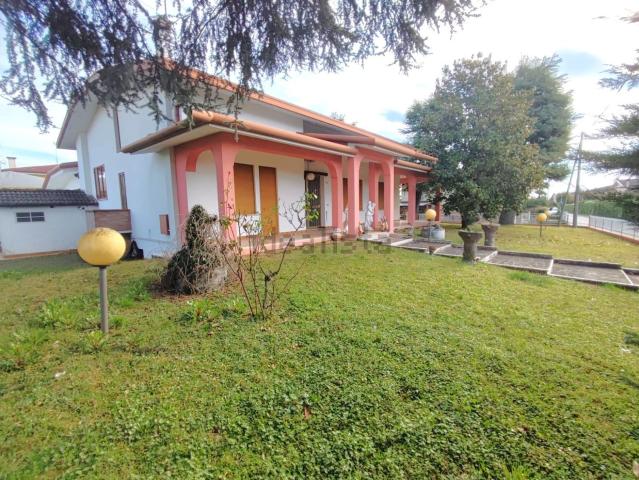 Casa in vendita a Sovernigo, Paese