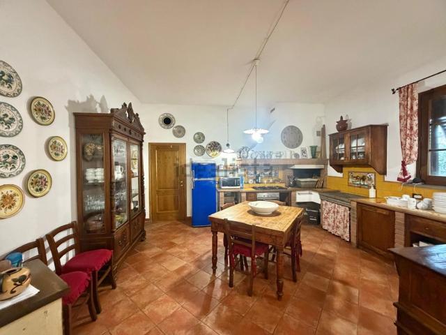 Casa in vendita a Avane, Empoli