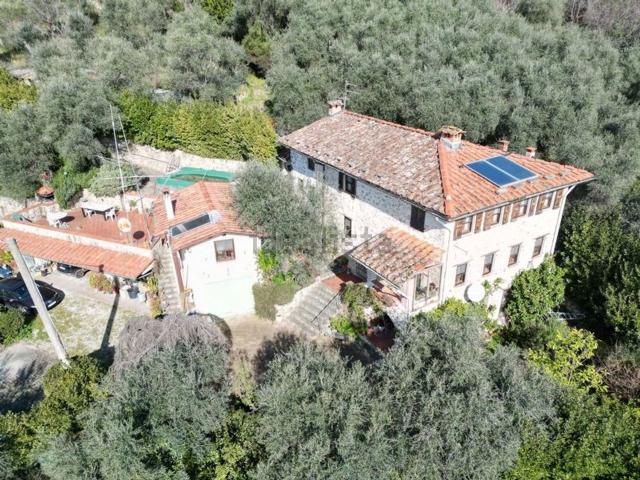 Casa in vendita a Montebello, Camaiore