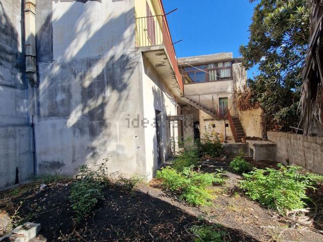Casa in vendita a Macchia, Giarre
