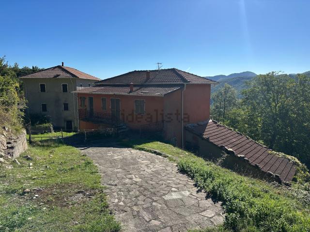 Casa in vendita a Piagna, Zeri