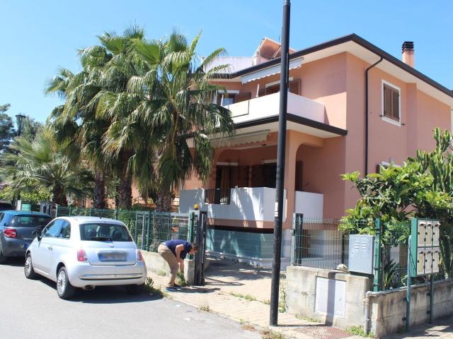 Casa in vendita a Calabria, Cosenza