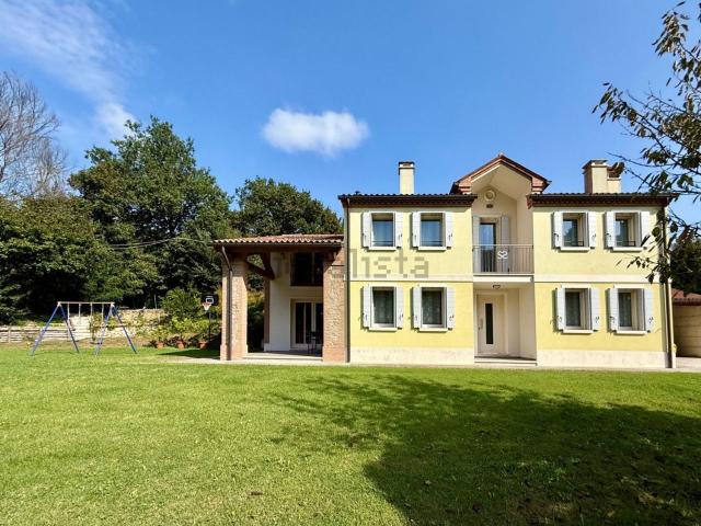 Casa in vendita a Faedo, Padova