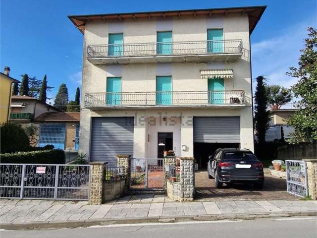 Casa in vendita a Lucignano, Toscana