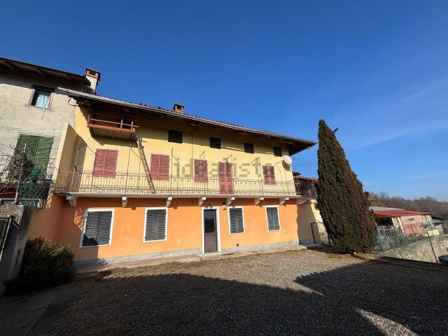 Casa in vendita a Piemonte, Biella