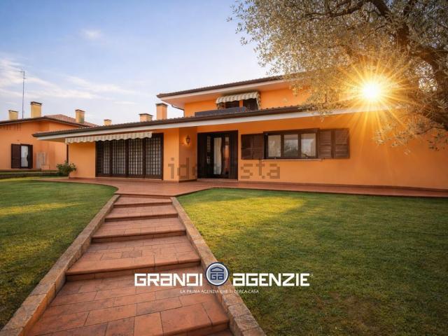 Casa in vendita a Volpago Del Montello, Veneto