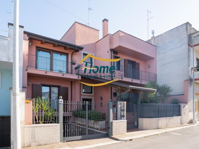 Casa in vendita a Puglia, Bari