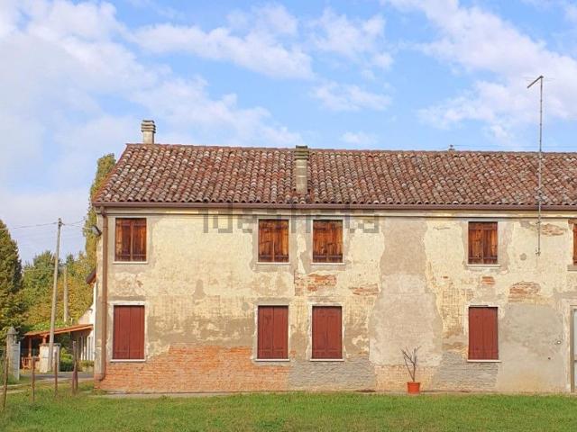 Casa in vendita a Fiesso Umbertiano, Veneto