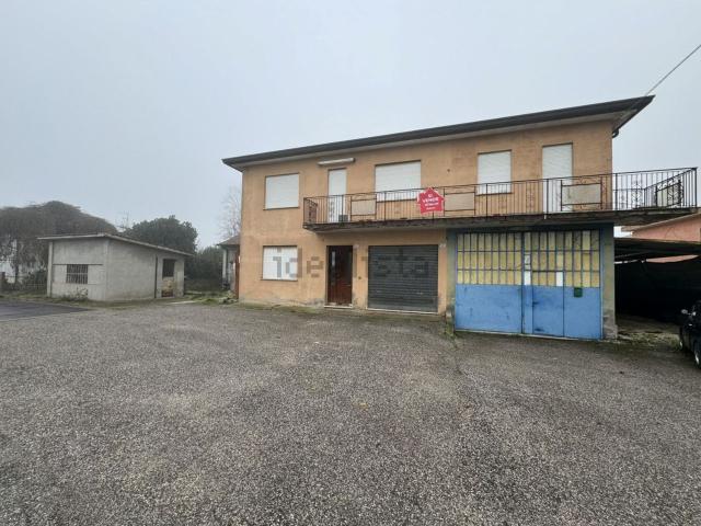 Casa in vendita a Sant'urbano, Veneto