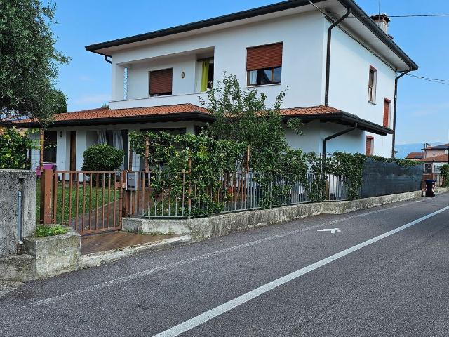 Casa in vendita a Tezze Sul Brenta, Veneto