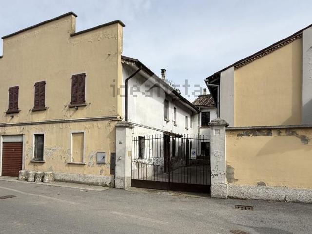 Casa in vendita a Roncadello, Dovera