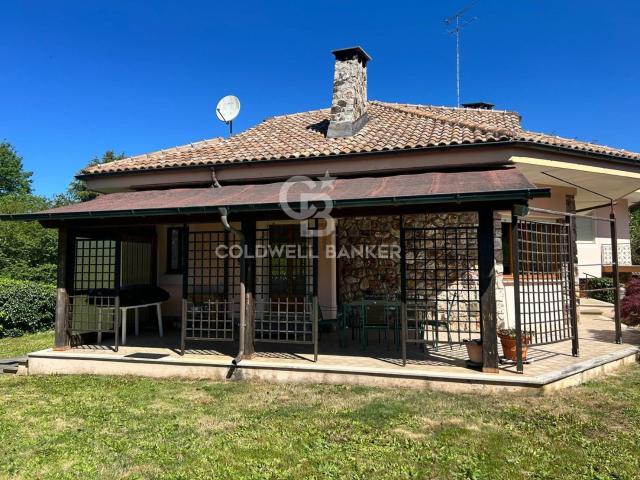 Casa in vendita a Oriolo Romano, Lazio