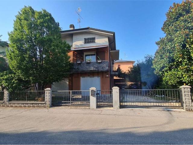 Casa in vendita a San Prospero, Modena