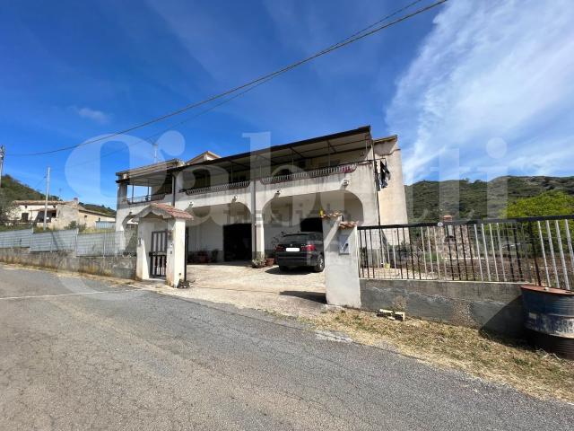Casa in vendita a Campora San Giovanni, Amantea