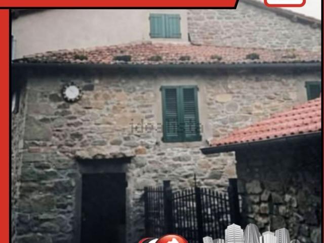 Casa in vendita a Strada in Casentino, Castel San Niccolò