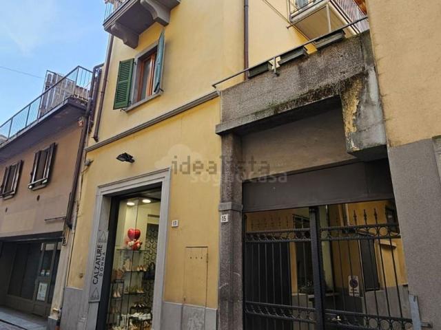 Casa in vendita a Clusone, Lombardia