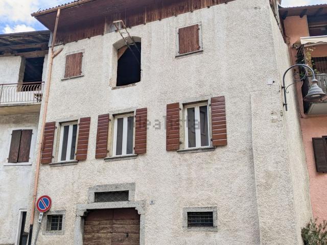 Casa in vendita a Comunità Alto Garda e Ledro, Molina Di Ledro