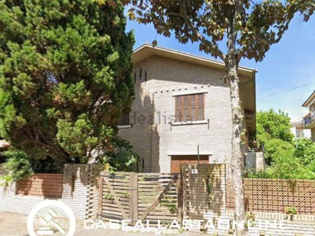 Casa in vendita a Vivere Verde, Marche