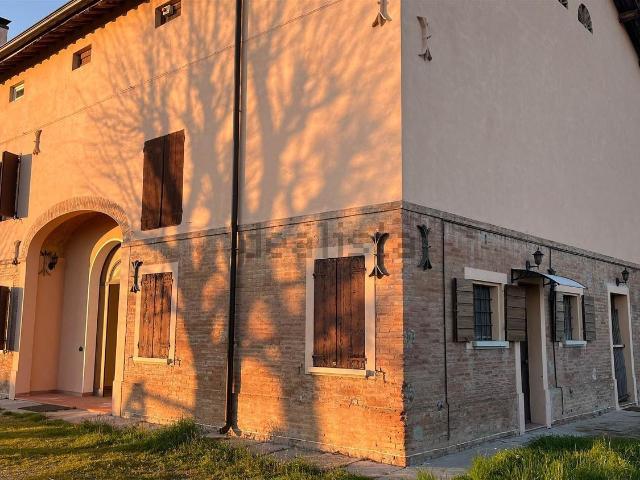 Casa in vendita a Unione Comuni Modenesi Area Nord, Cavezzo