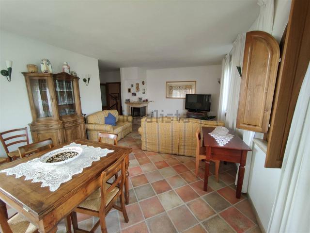 Casa in vendita a Asciano, Toscana