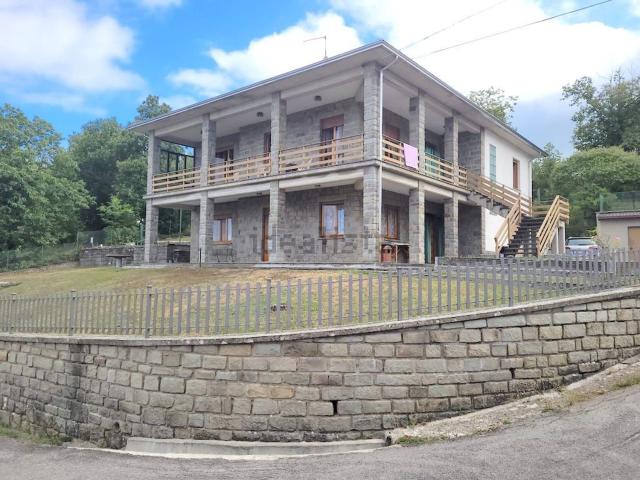 Casa in vendita a Albareto, Reggio Emilia