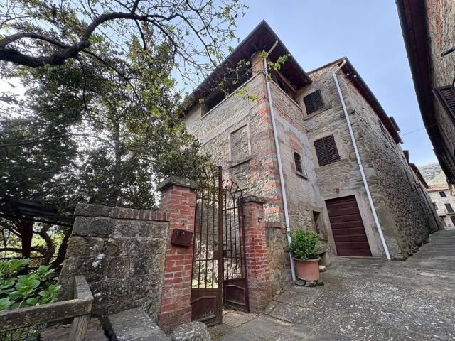 Casa in vendita a Castiglion Fibocchi, Toscana