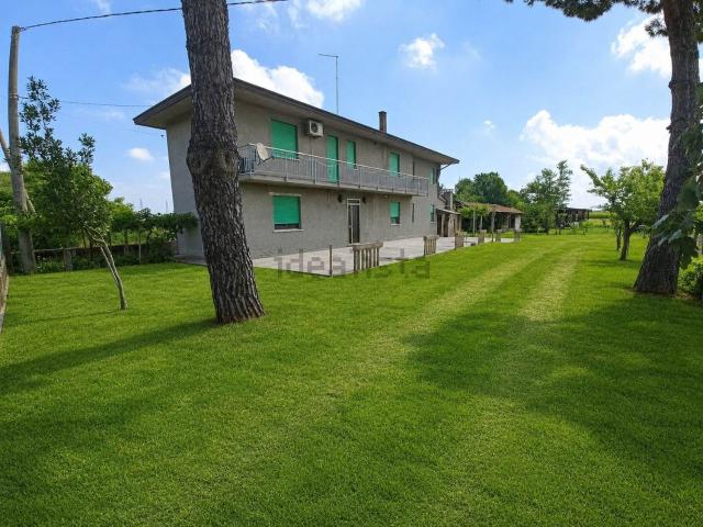 Casa in vendita a Porto Viro, Veneto