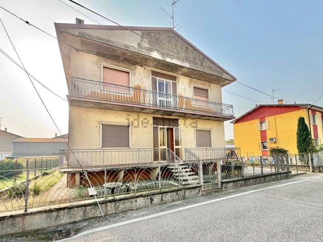 Casa in vendita a Isola Rizza, Veneto