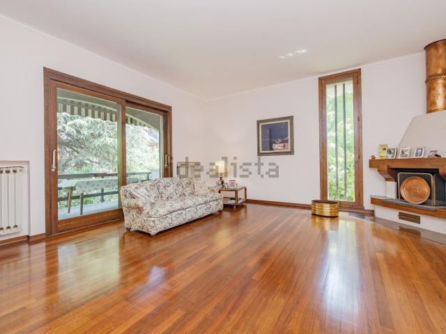 Casa in vendita a Cassano D'adda, Lombardia