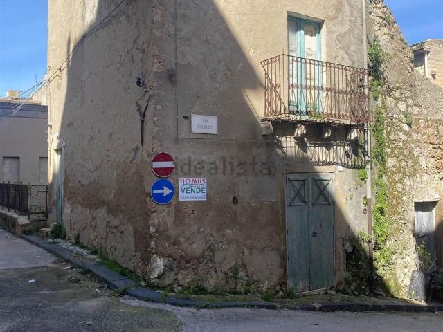 Casa in vendita a Camastra, Sicilia
