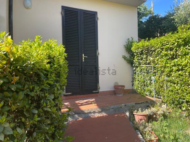 Casa in vendita a Cecina, Toscana