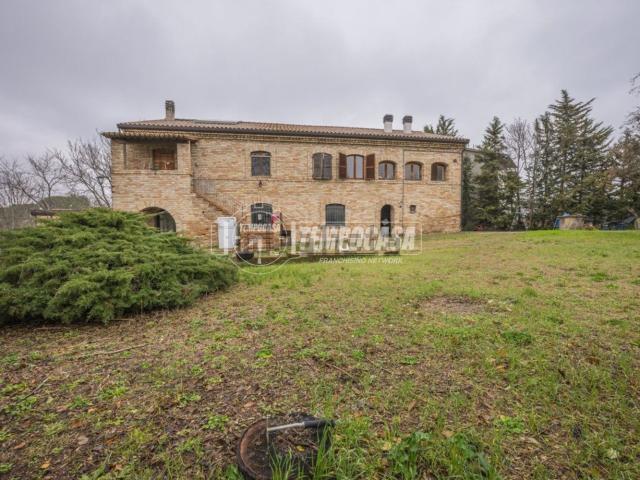 Casa in vendita a Marche, Macerata