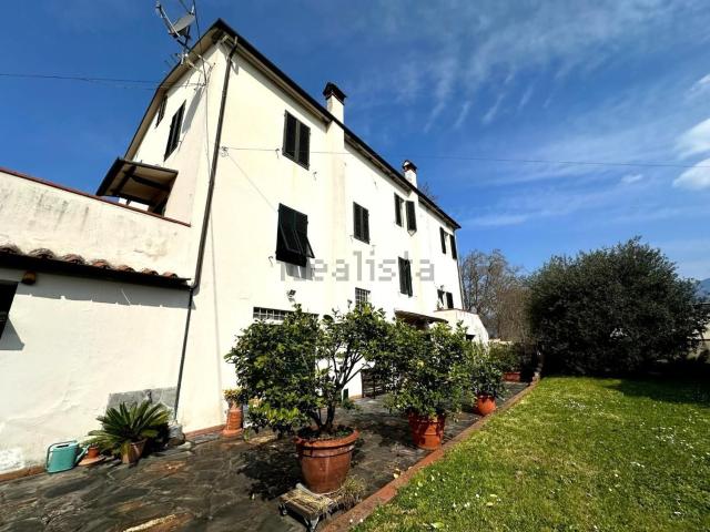 Casa in vendita a Capannori, Toscana